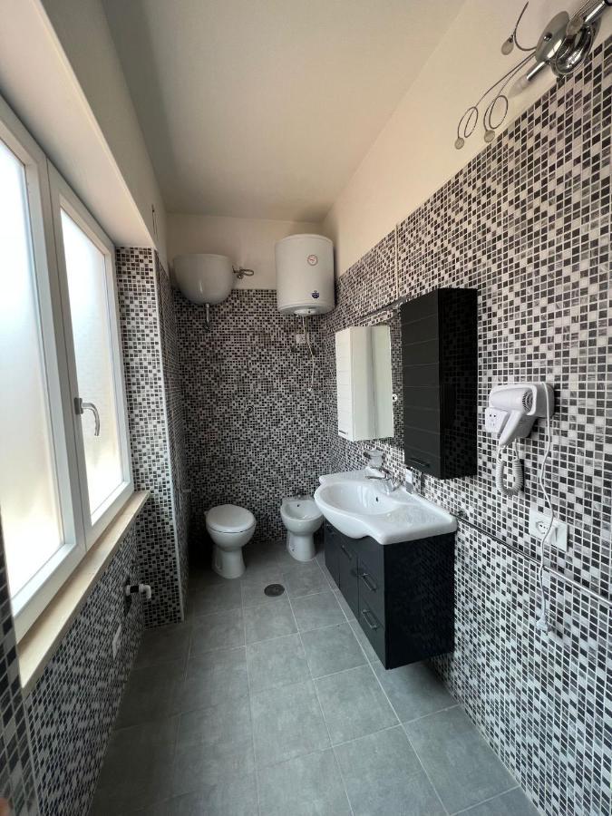 Bed and Breakfast Domus Speranza à Fiumicino Extérieur photo