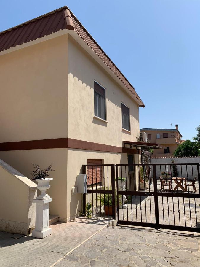 Bed and Breakfast Domus Speranza à Fiumicino Extérieur photo